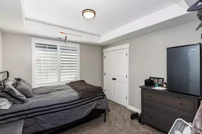 1685 W Prairie Hill Dr, Bluffdale, UT 84065 - Photo 8