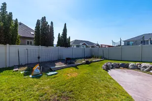 1685 W Prairie Hill Dr, Bluffdale, UT 84065 - Photo 42