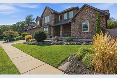 792 E Grand Cayman Dr, Millcreek, UT 84107 - Photo 4