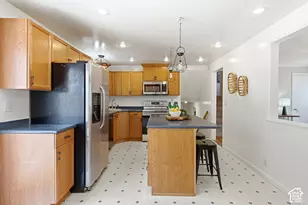 4824 S 3640 W, Taylorsville, UT 84129 - Photo 10