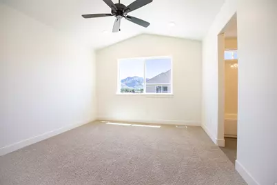 563 W 1775 N, Harrisville, UT 84404 - Photo 4