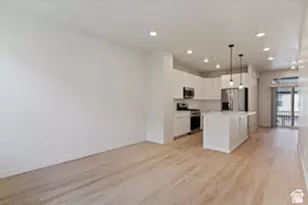 812 W Ivywell Ln, North Salt Lake, UT 84054 - Photo 6