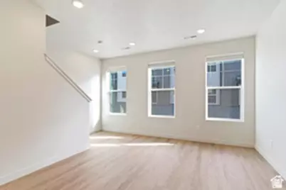 812 W Ivywell Ln #212, North Salt Lake, UT 84054 - Photo 4