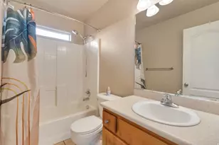971 S Kays Dr, Kaysville, UT 84037 - Photo 14