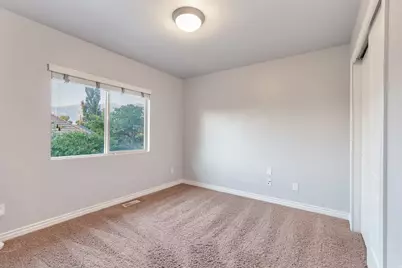 971 S Kays Dr, Kaysville, UT 84037 - Photo 36