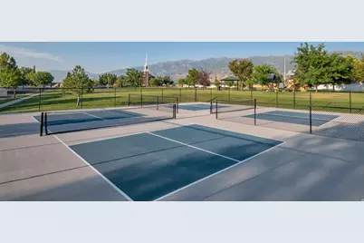 971 S Kays Dr, Kaysville, UT 84037 - Photo 42