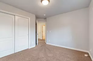 971 S Kays Dr, Kaysville, UT 84037 - Photo 18