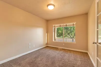 971 S Kays Dr, Kaysville, UT 84037 - Photo 6