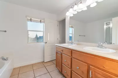 971 S Kays Dr, Kaysville, UT 84037 - Photo 30