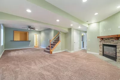 971 S Kays Dr, Kaysville, UT 84037 - Photo 22