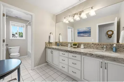 1617 E Cypress Way, Draper, UT 84020 - Photo 44
