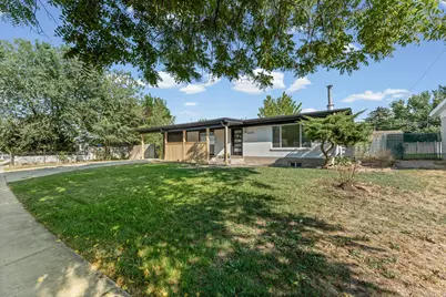 4473 W Manhatten Dr S, Salt Lake City, UT 84120 - Photo 4