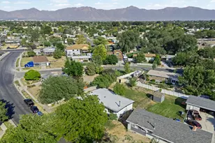 4473 W Manhatten Dr S, Salt Lake City, UT 84120 - Photo 34