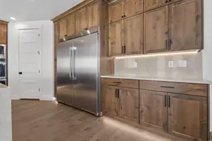 692 E Mountain Rd N, North Ogden, UT 84414 - Photo 4