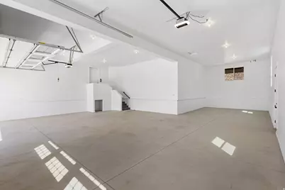 692 E Mountain Rd. N, North Ogden, UT 84414 - Photo 30