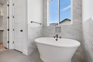 692 E Mountain Rd N, North Ogden, UT 84414 - Photo 12