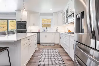 672 N 890 E, Hyde Park, UT 84318 - Photo 14