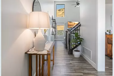 672 N 890 E, Hyde Park, UT 84318 - Photo 2