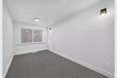 1775 E Rosecrest Dr, Salt Lake City, UT 84108 - Photo 22