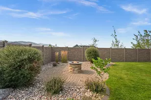 6828 W Vista Springs Dr, Herriman, UT 84096 - Photo 42