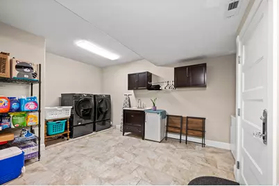 6828 W Vista Springs Dr, Herriman, UT 84096 - Photo 34
