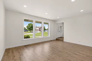 5423 W Pebble Ln, Highland, UT 84003 - Photo 4