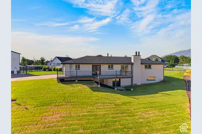 5423 W Pebble Ln, Highland, UT 84003 - Photo 4