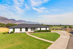 5423 W Pebble Ln, Highland, UT 84003 - Photo 2