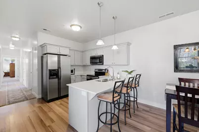 631 N Sun Peak Dr, Vineyard, UT 84059 - Photo 6