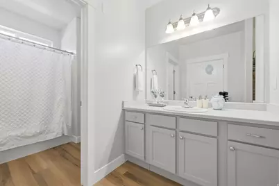 631 N Sun Peak Dr, Vineyard, UT 84059 - Photo 10