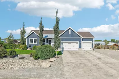 7901 N Cobblerock Rd E, Lake Point, UT 84074 - Photo 4
