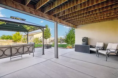 7901 N Cobblerock Rd E, Lake Point, UT 84074 - Photo 46