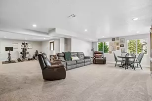 7901 N Cobblerock Rd E, Lake Point, UT 84074 - Photo 20