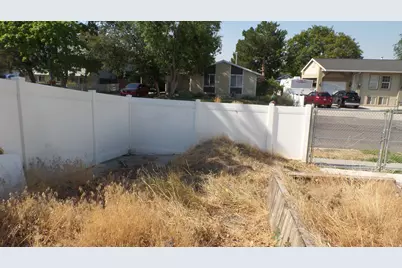 6113 S 2795 W, Taylorsville, UT 84129 - Photo 28