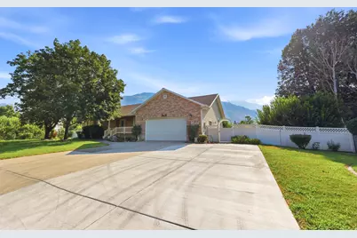 1968 N 900 W, Pleasant Grove, UT 84062 - Photo 2
