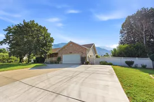 1968 N 900 W, Pleasant Grove, UT 84062 - Photo 2