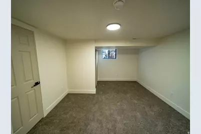 328 S Carbon Ave, Price, UT 84501 - Photo 52