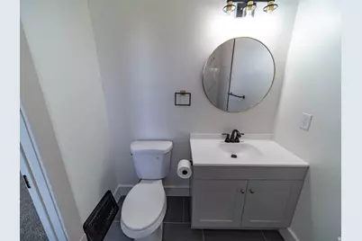 328 S Carbon Ave, Price, UT 84501 - Photo 14