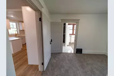 328 S Carbon Ave, Price, UT 84501 - Photo 16