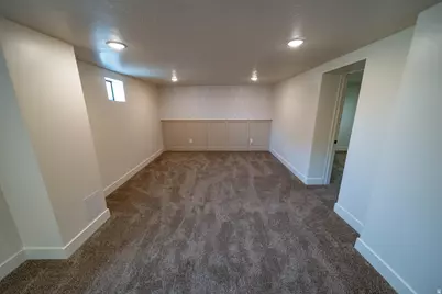 328 S Carbon Ave, Price, UT 84501 - Photo 40