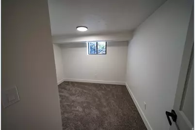 328 S Carbon Ave, Price, UT 84501 - Photo 58