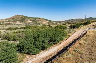 411 E Kayak Dr, Hideout, UT 84036 - Photo 14