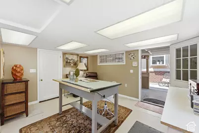 6259 S Boxwood Rd E, Holladay, UT 84121 - Photo 14