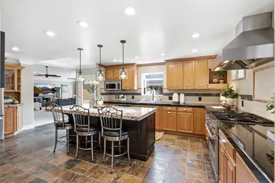 6259 S Boxwood Rd E, Holladay, UT 84121 - Photo 8