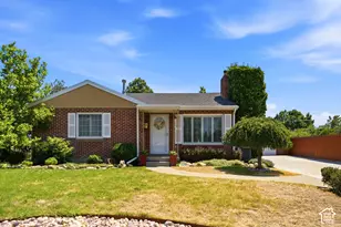 6259 S Boxwood Rd E, Holladay, UT 84121 - Photo 2