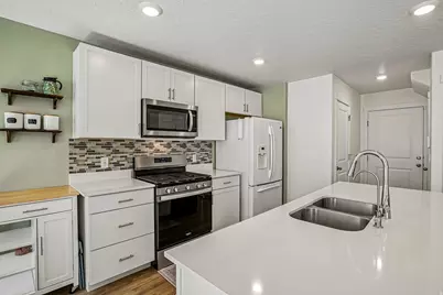 3767 S Gold Bank Dr W, Magna, UT 84044 - Photo 8
