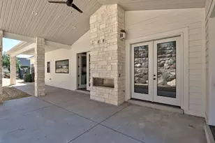 1154 Fawn Dr, Pleasant View, UT 84414 - Photo 6