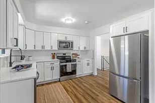 9443 S Electra St, Sandy, UT 84094 - Photo 2