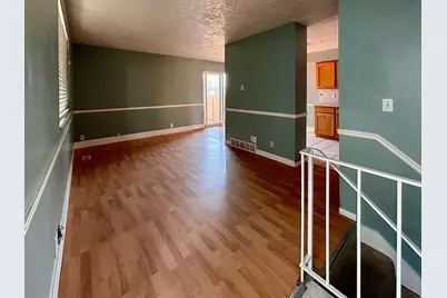 2216 W Heatherglen Dr, Taylorsville, UT 84129 - Photo 2
