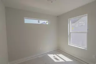 1081 W 880 S, Woods Cross, UT 84087 - Photo 6